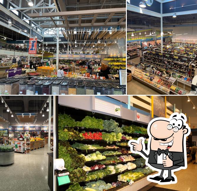 Harvest Market in Champaign Restaurant reviews