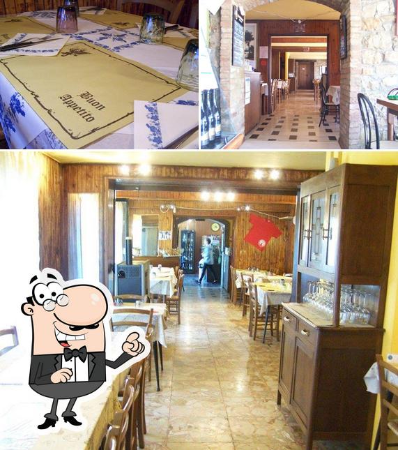 L'intérieur de Antica Trattoria Guidetti - Osteria a Reggio Emilia