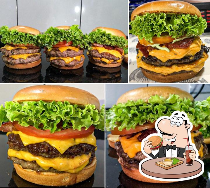 Experimente um hambúrguer no Caldeiras Burger Hamburgueria Artesanal