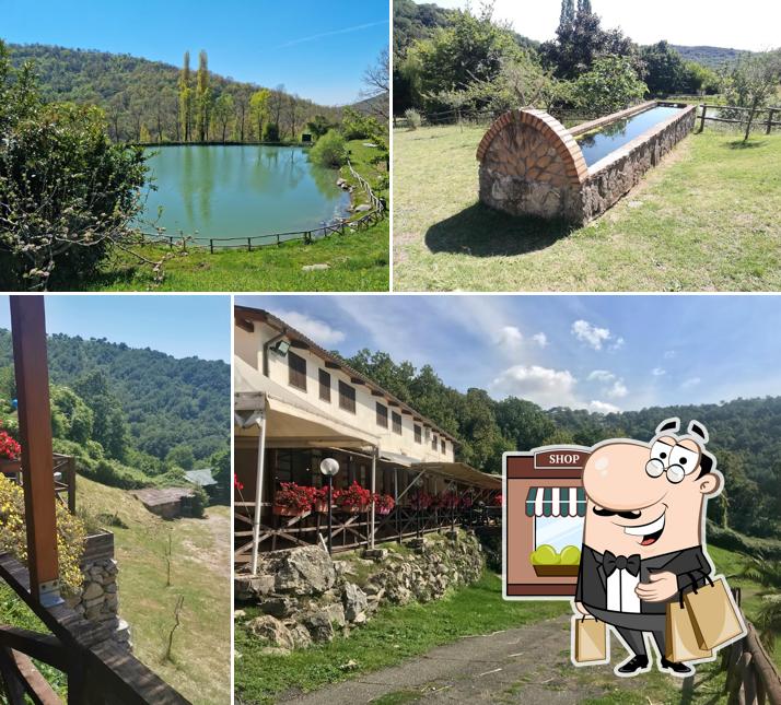 Puoi goderti l'aria fresca da seduto all'esterno di Le cannucceta