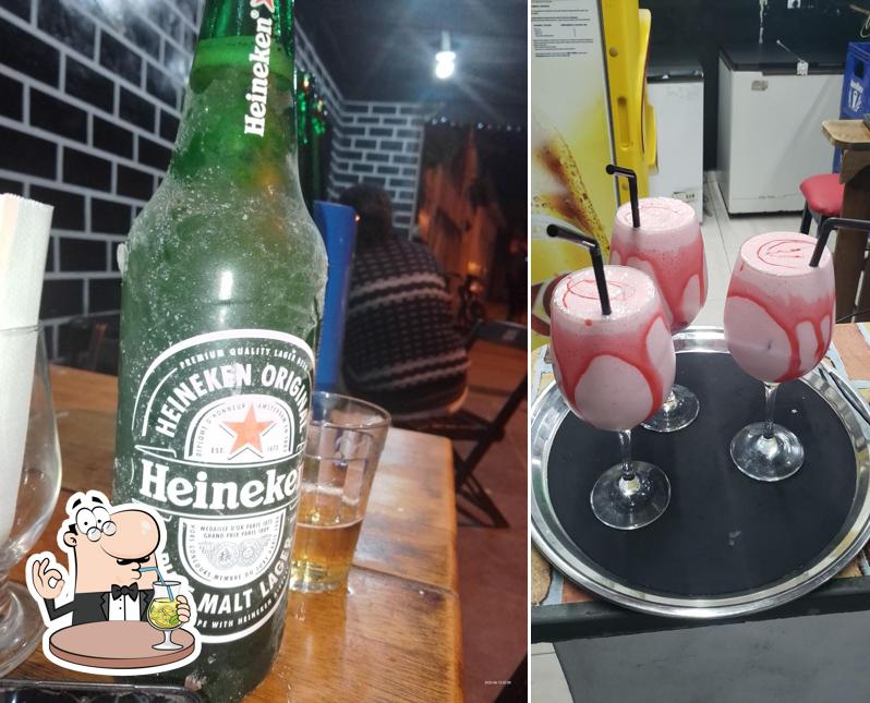 Prove uma bebida no The 9 drinks bar