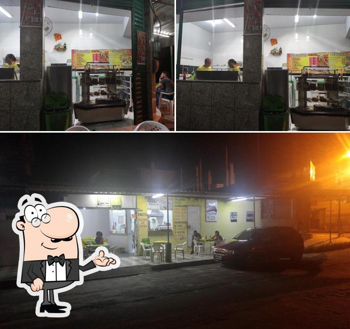 O interior do GIL BURGUER