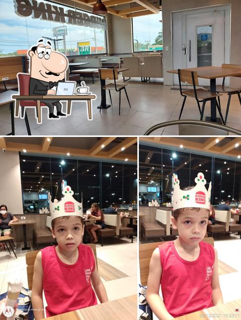 O interior do Burger King