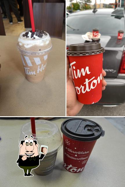 Profitez d'un verre à Tim Hortons