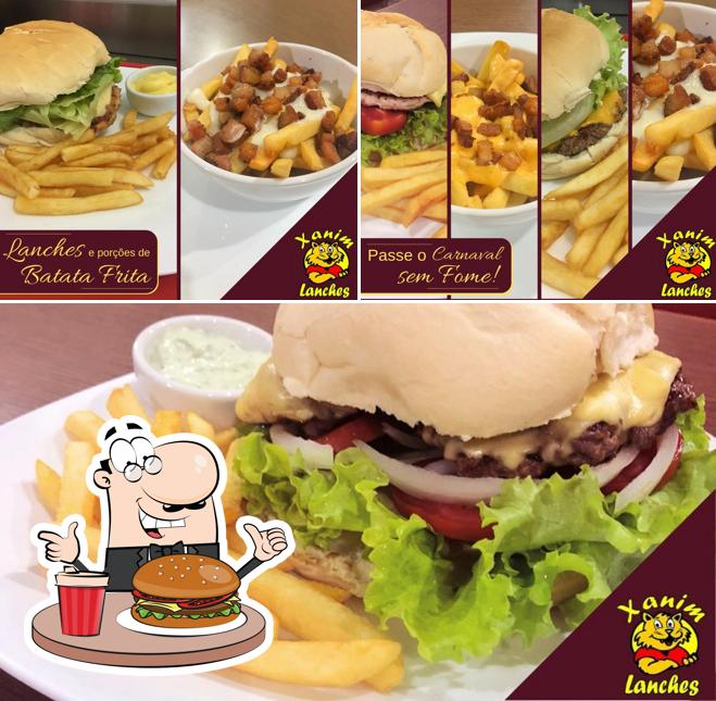 Os hambúrgueres do Xanim Lanches irão satisfazer diferentes gostos