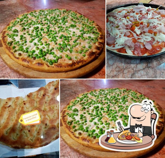 Scegli tra le svariate varianti di pizza