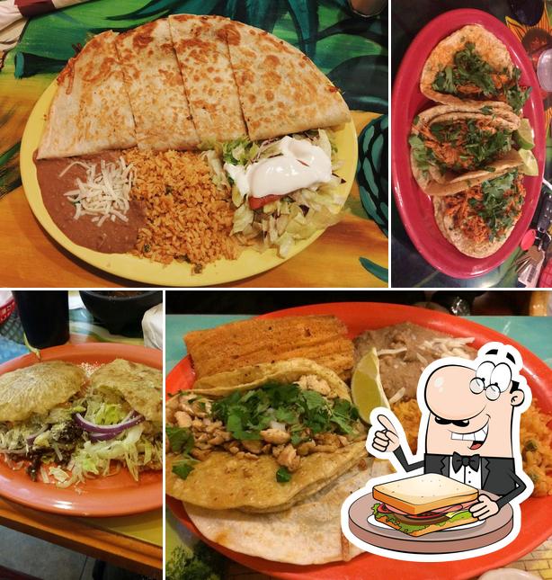 La Parada in Indianapolis Restaurant menu and reviews