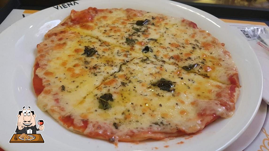 Escolha pizza no Restaurante Viena Express - Morumbi Shopping