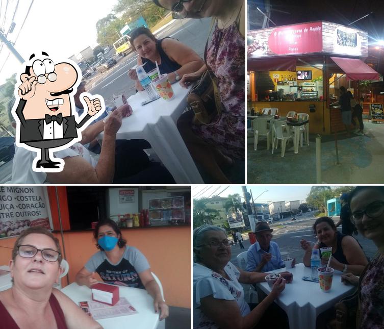 O interior do Esquina Do Espeto