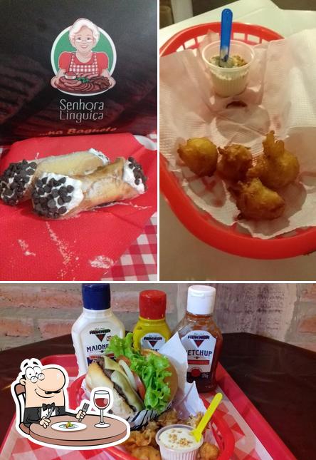 Comida em Senhora Linguiça-Lanches,Boutique e Burger