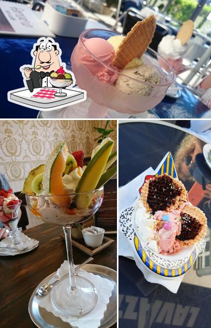Eis-Café-Ferrario serviert eine Auswahl von Süßspeisen