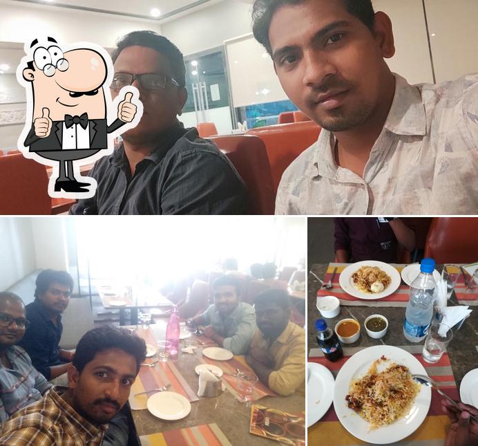 FLAVOURS RESTAURANT