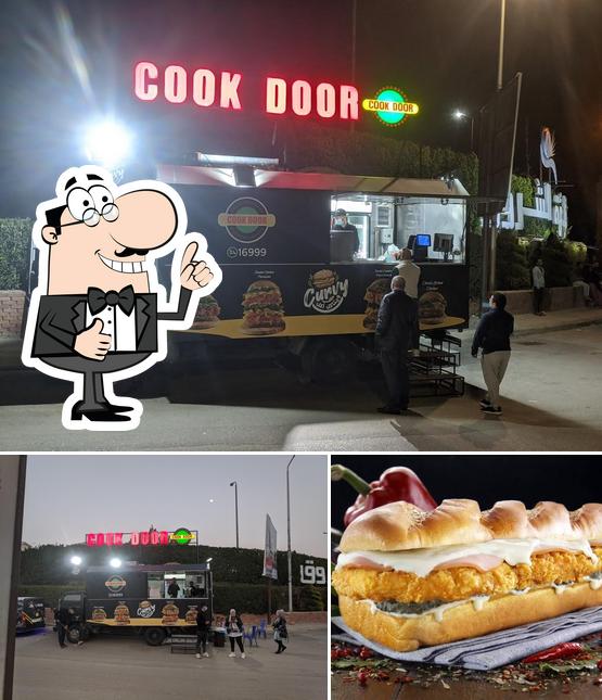 Cook Door Shorouk Truck restaurant, New Cairo City - Restaurant reviews