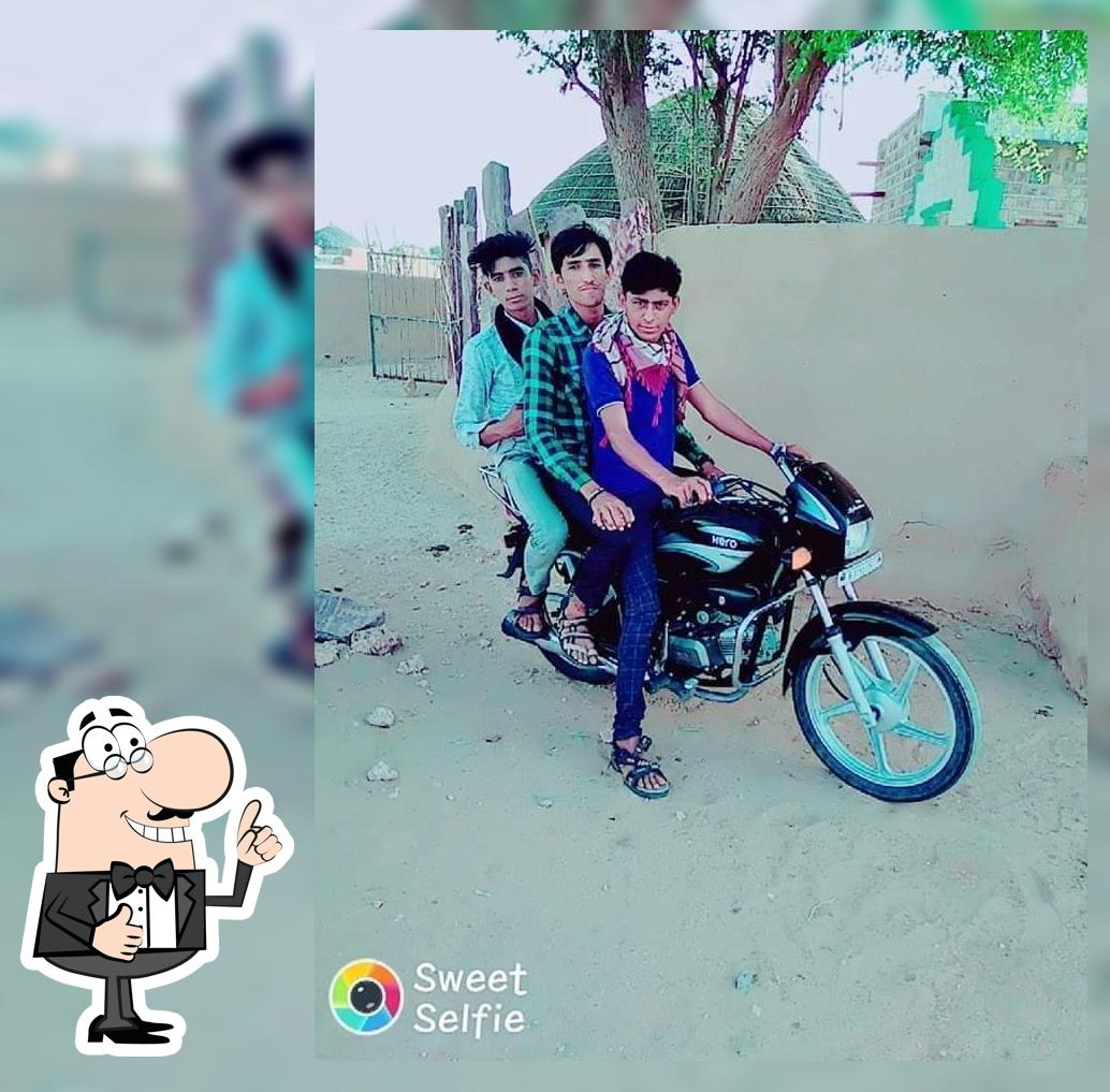 Dadhi Bhai Tiffin Centre