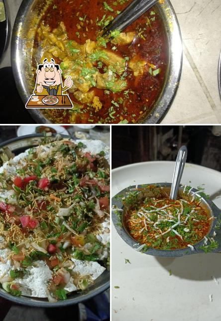 Get pizza at Hotel Rajwada