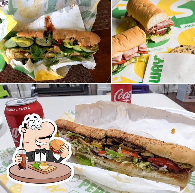 SUBWAY, 15 Reviews, 3004 Issaquah Pine Lake Rd SE, Sammamish, Washington, Fast Food, Restaurant Reviews, Phone Number