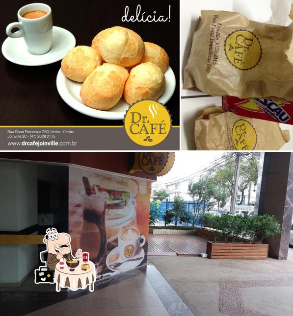 Platos en Cafeteria Dr. Café