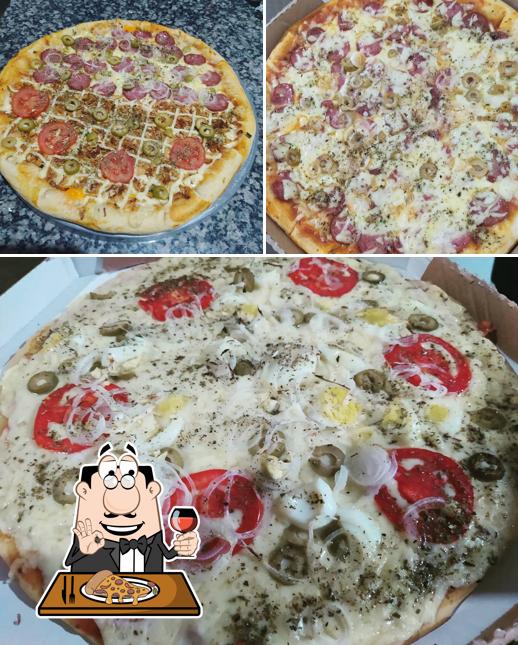 Peça diferentes variedades de pizza