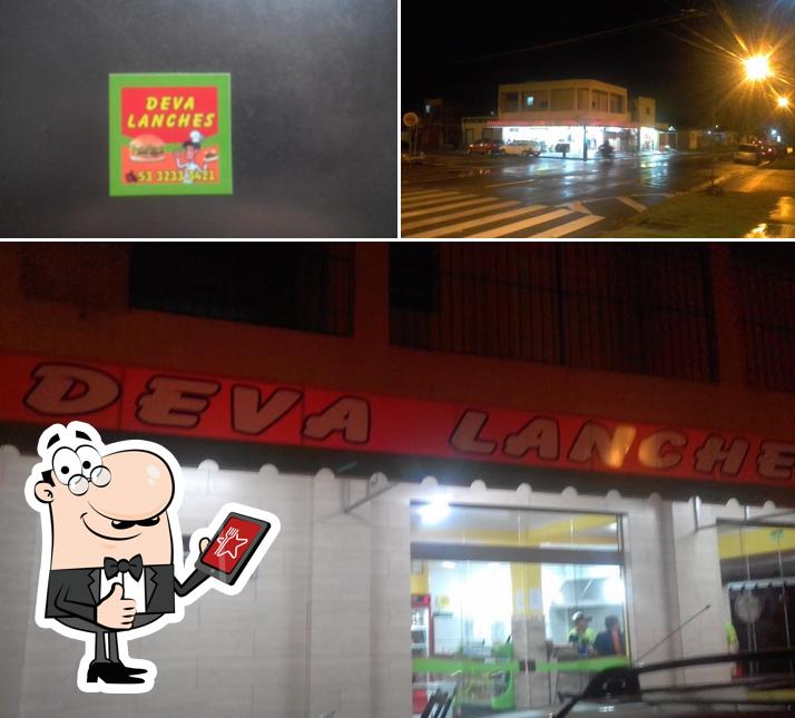 Here's a photo of Deva Lanches