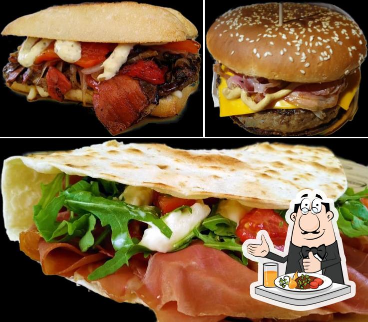 Cibo al Panini e Piadine Da Tuda