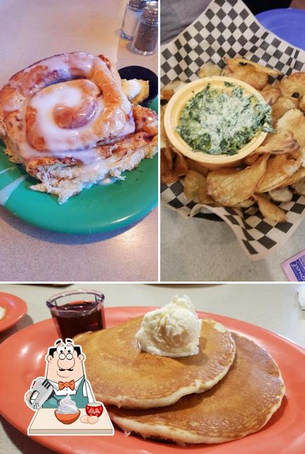 Polly's Pies Restaurant & Bakery serves a selection of sweet dishes