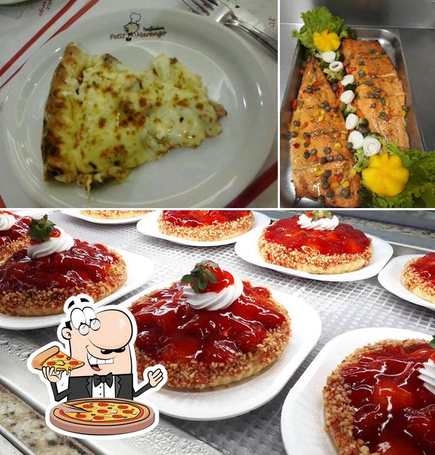 Escolha pizza no Petit Marengo Vila Carrao