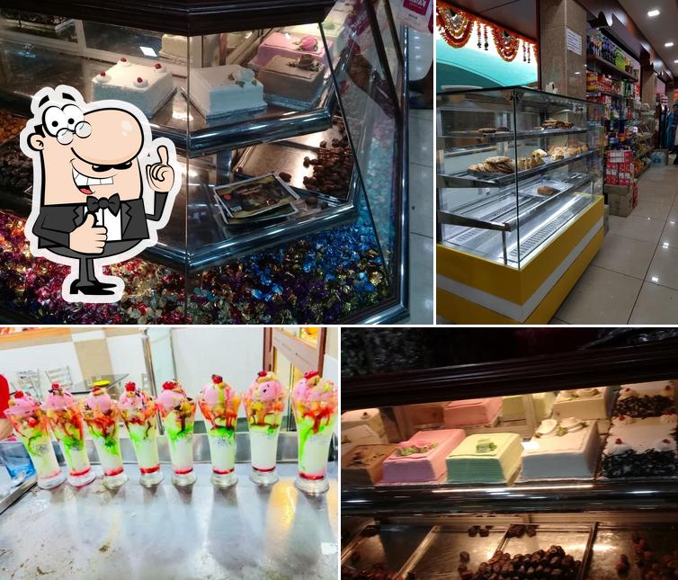 Here's an image of Famous Bakery