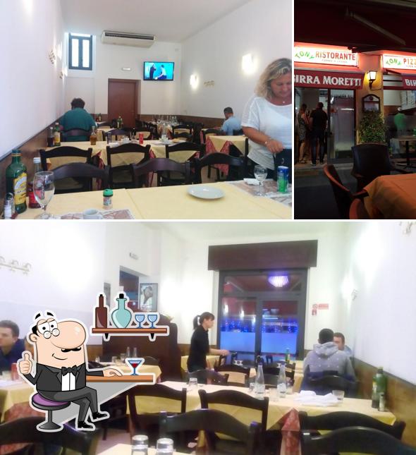 Gli interni di Tony - Ristorante Pizzeria Di Dong Xuecheng