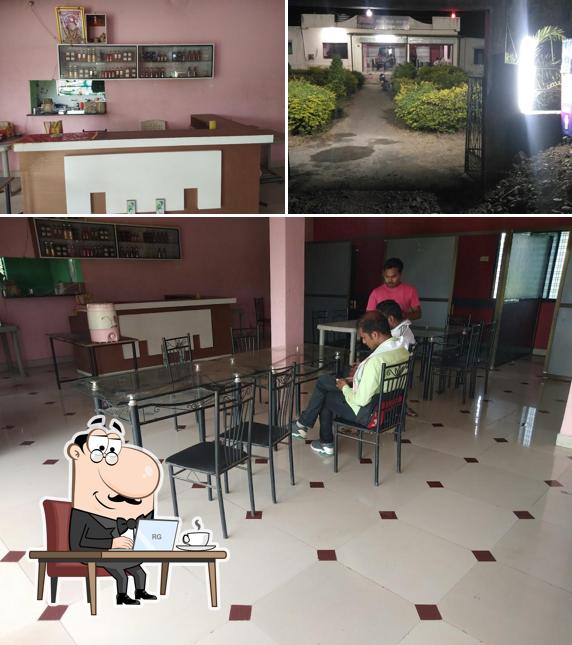 Hotel Nidhi Bar & Restaurant