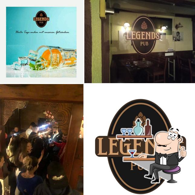 Siediti a un tavolo di Legends Pub Rragami