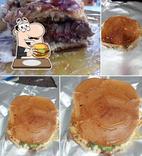 Peça um hambúrguer no Ki Lanches