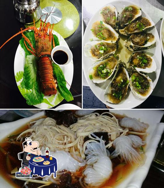 Try out seafood at Yummy Hot Pot Restaurant