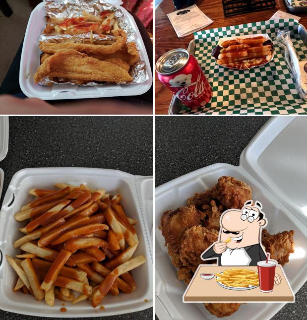 B & M BBQ Lyndhurst Wings, Fish, Pork and Beef, 5100 Mayfield Rd in