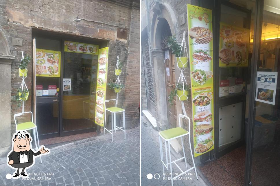 El interior de Kebab Urbino Meryem food