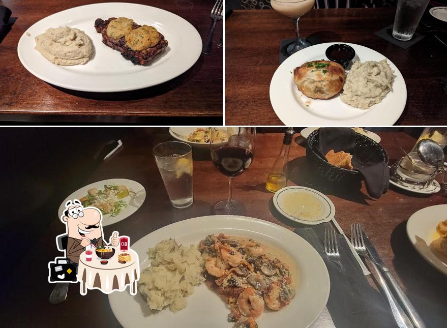 Johnny's Italian Steakhouse in Shenandoah Restaurant reviews