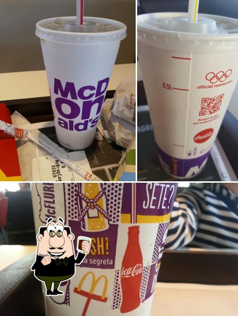 Profitez d'un verre à McDonald's