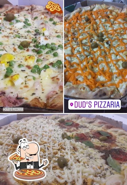 Experimente pizza no Dud's Pizzaria Delivery