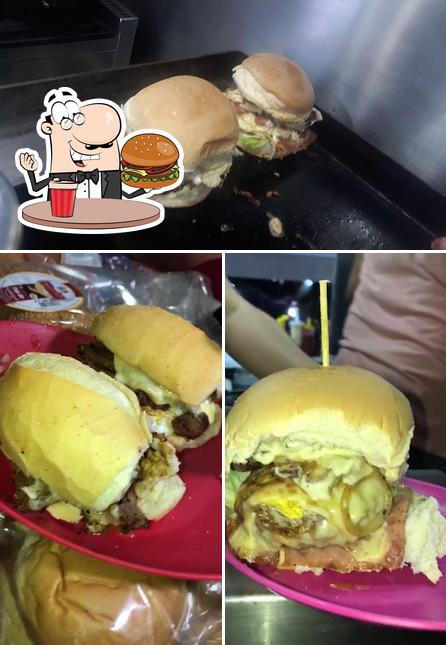 Experimente um hambúrguer no Taz Mania Burguer