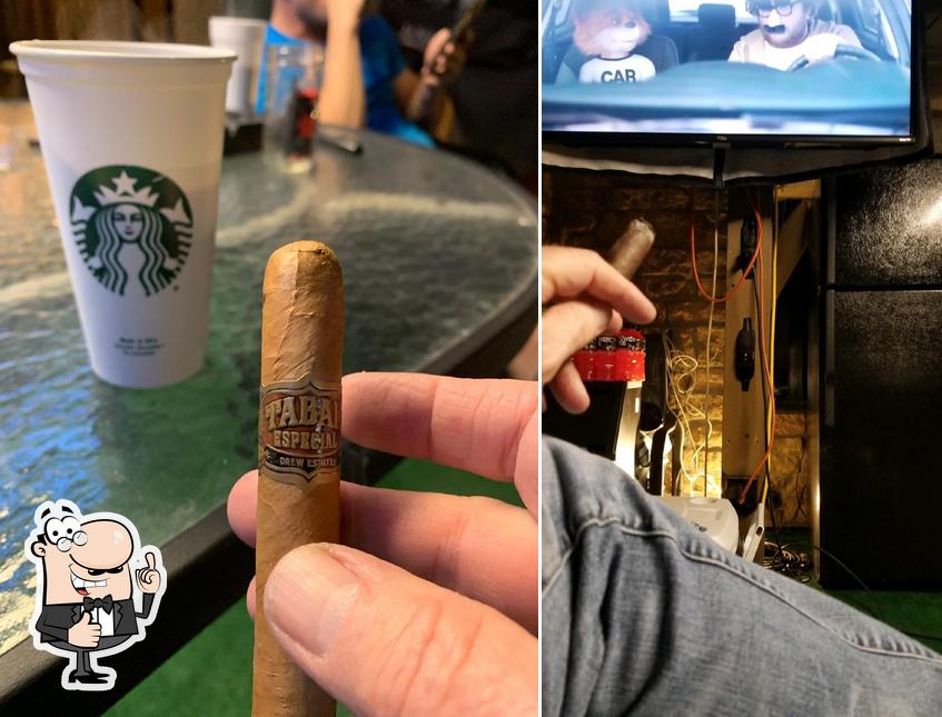 Paul's Cigar Bar in Plano