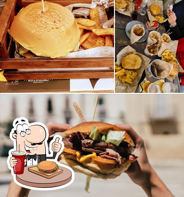 Gli hamburger di Jaster Club - Hamburgeria e Steakhouse potranno incontrare i gusti di molti