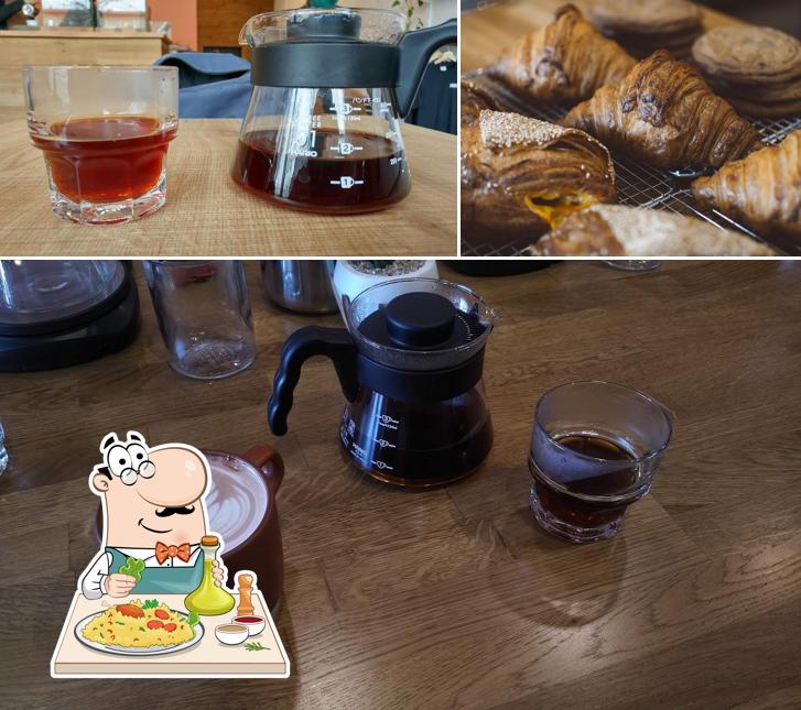 Platos en Coffee Roastery Modus