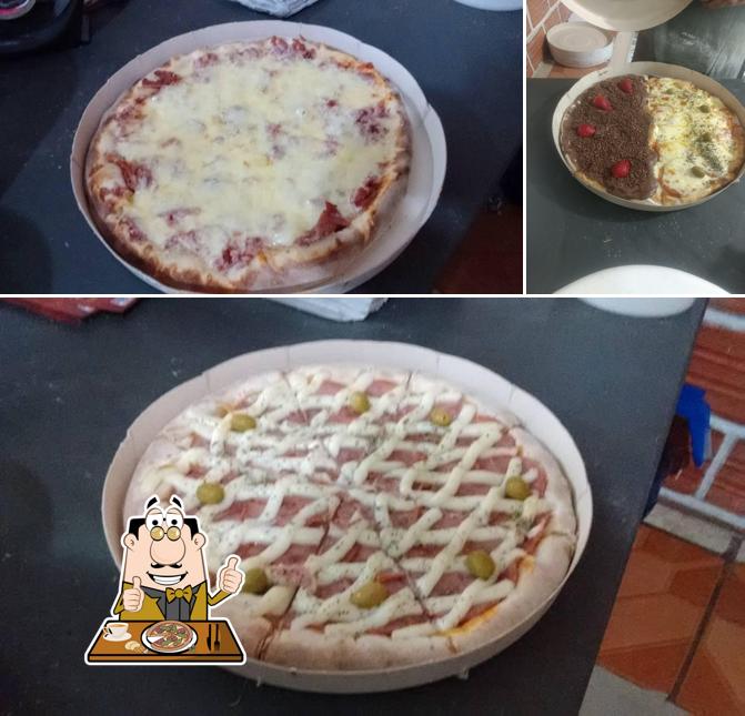 Experimente pizza no Pizzaria bom sabor