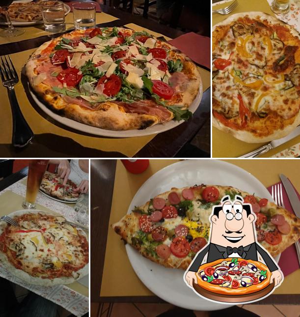 Scegli una pizza a Pizzeria Moncalveat