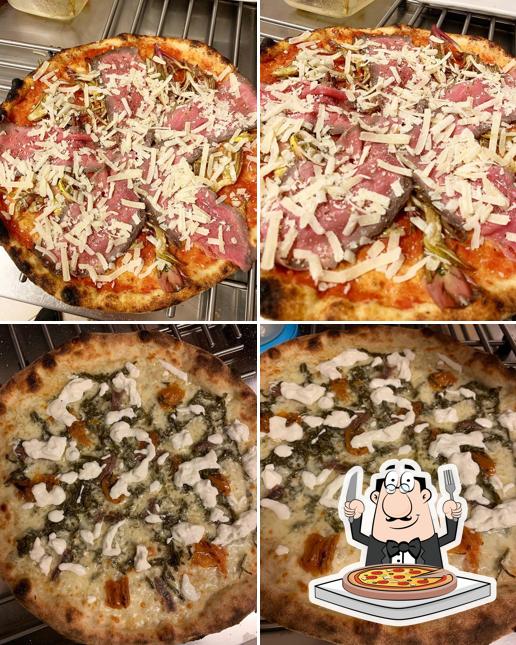 Scegli una pizza a Pizzeria Pic Nic Di Mascelloni Marco