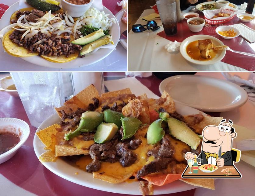 El Molcajete Estilo Jalisco Mexican Restaurant, 4404 Walzem Rd in San