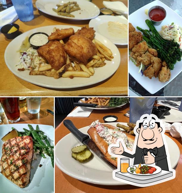 The Fish Peddler Restaurant on Foss Waterway in Restaurant