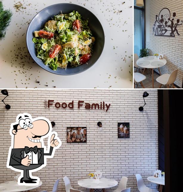 Здесь можно посмотреть снимок ресторана "Food Family"