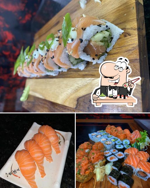Rolos de sushi são disponibilizados no Hiro Sushi Delivery