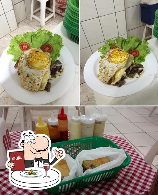 Food at Macal Lanches