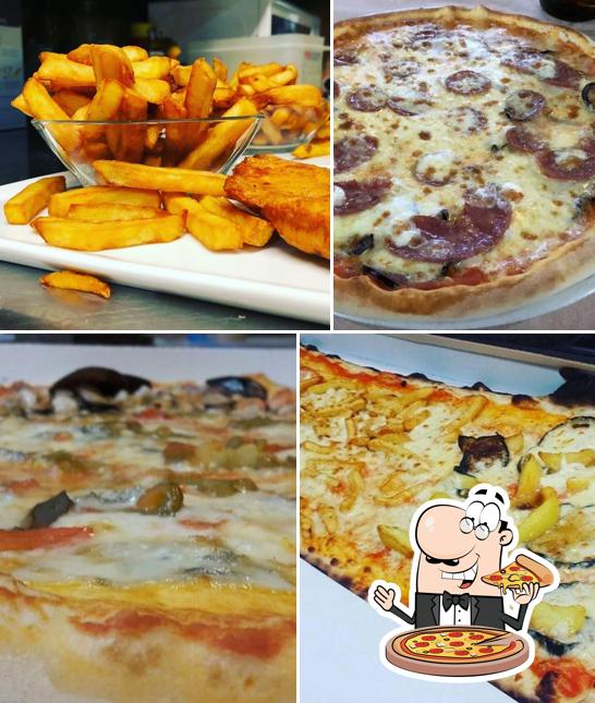 Piazza Martini Pizzeria Trattoria
